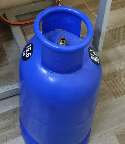 Blue 15.6 kg LPG Gas Cylinder - Good Condition