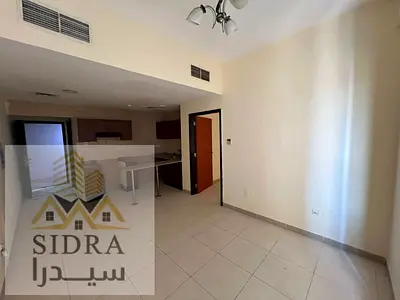 One-bedroom apartment with a living room for only AED 300,000 (non-negotiable).