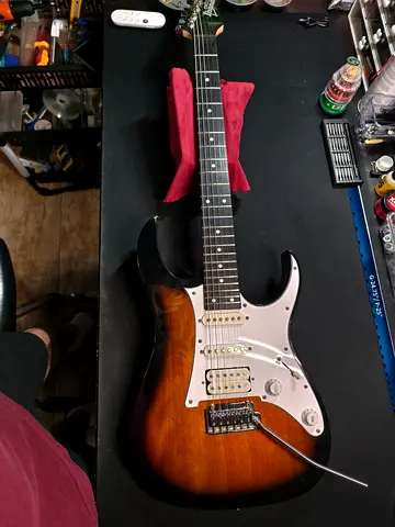 Ibanez GIO GRG140‑SB - Sunburst
