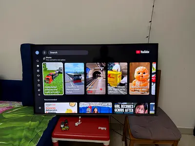 TCL 55 inch TV blinking issue