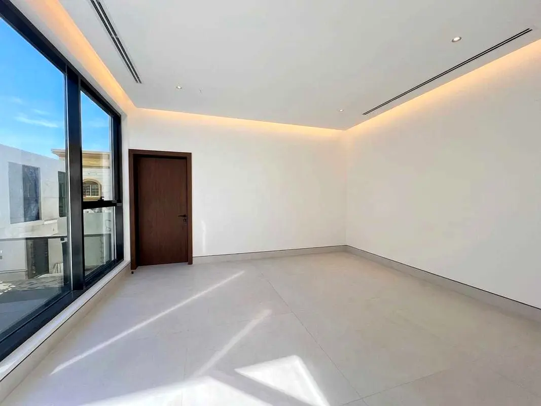 LUXURY 6BR VILLA | MAJLIS | GARDEN | 2LIVING AREAS