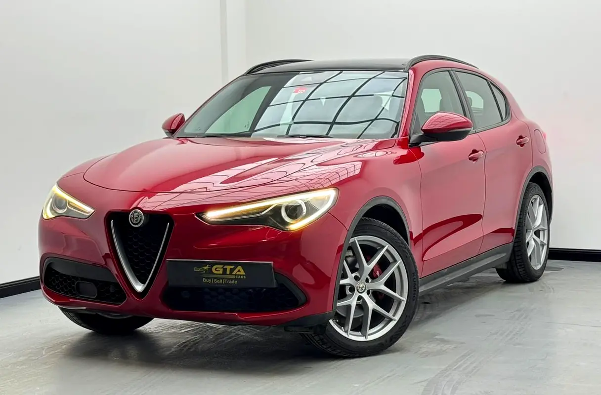Alfa Romeo Stelvio 2020 — photo 1 of 17
