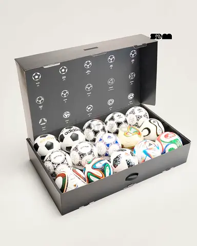 WORLD CUP HISTORICAL MINI BALL SET