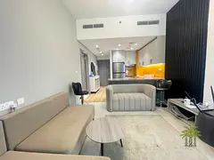 Modern 1BHK in V Tower | High Floor | Fully Equipped