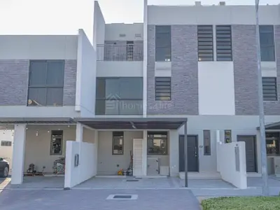 Priced to sell | 5 bed +maids | Vacant soon