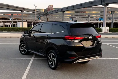 Toyota Service History / 2 Keys | Toyota Rush GX 2019 GCC Specifications (Accident Free / 1 Owner)