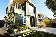 4PLUS MAID | SINGLE ROW CORNER | PARK WAY FACING