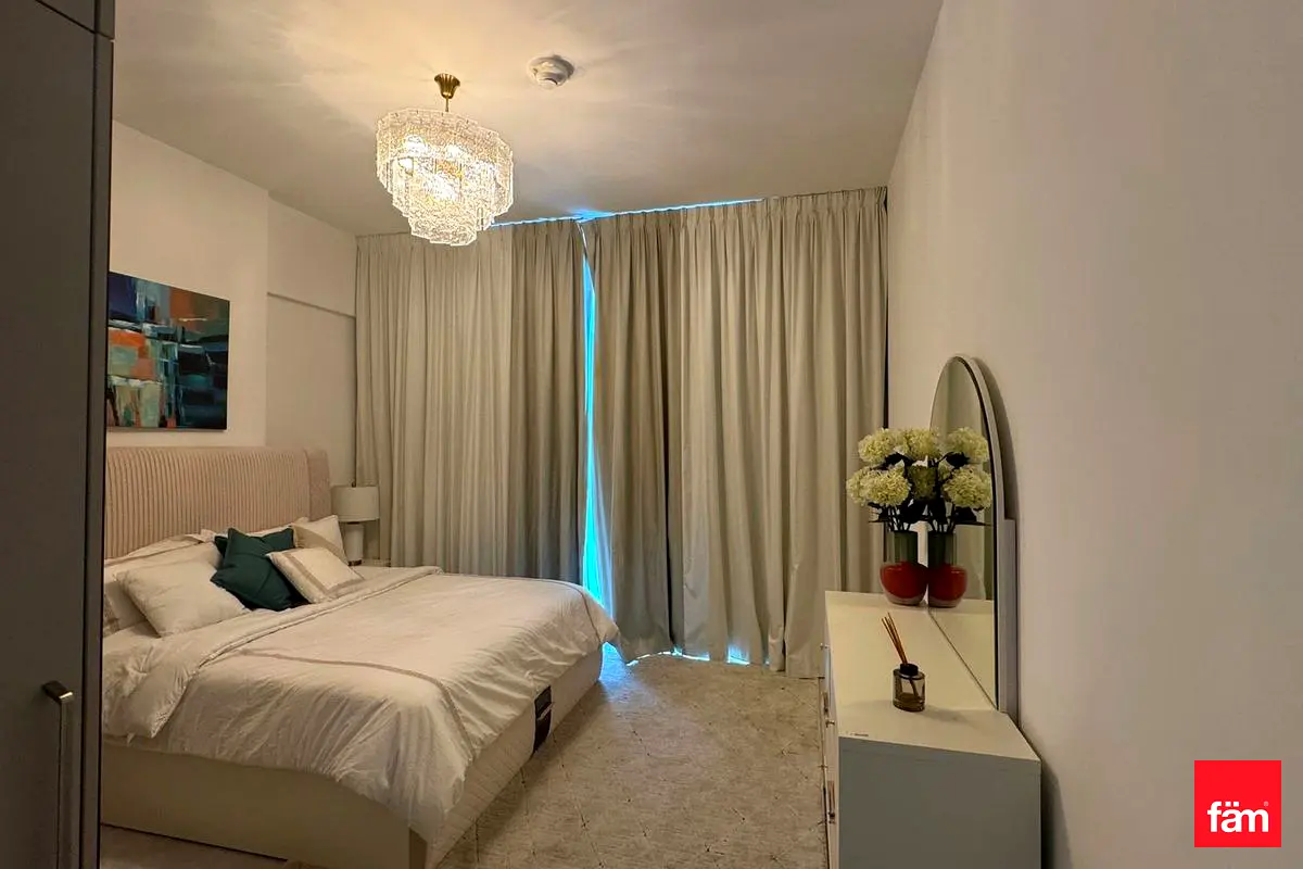 Many amenities | 3 bedrooms | 2 parkings