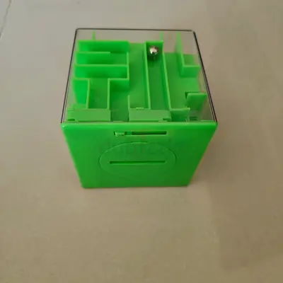 Handheld 3D Maze Puzzle Cube with Steel Ball - Green