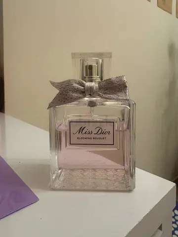 Miss Dior Blooming Bouquet EDP (lightly used) - 100 mln