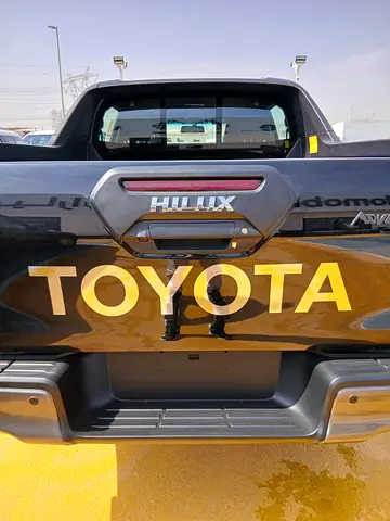 2026 Toyota HILUX — фото 11
