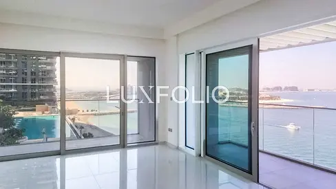 Full Palm View | Multiple Options Available