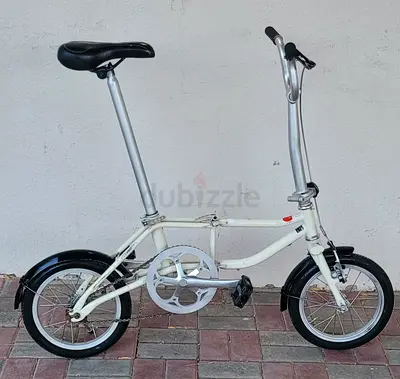 Compact Folding City Bike — Small Wheel, Lightweight, Great for Commuting