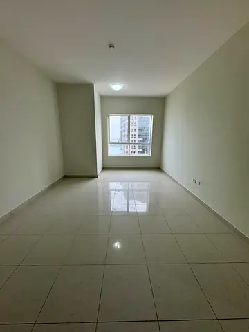 Luxuriest 3bhk apartment - maid room - 2100 sqft - 4 bathrooms- free ac - free parking - for annual