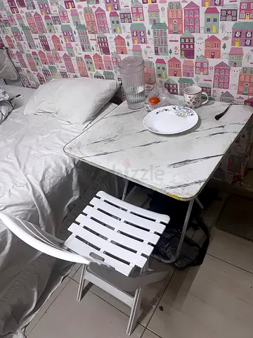 White Table with 1 white chair - good condition