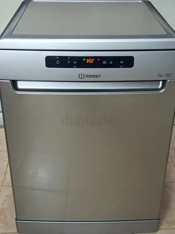 Latest Model Indesit Two Rack Dishwasher