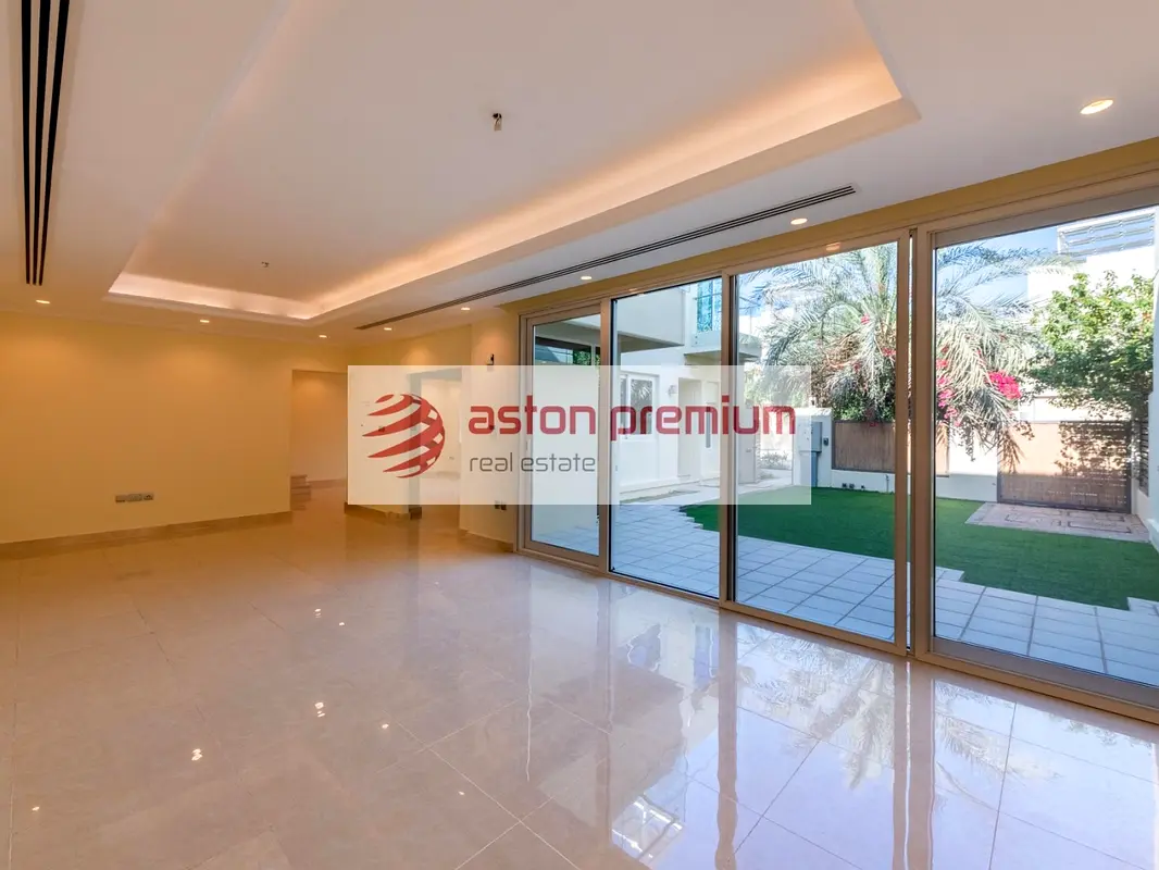 Exclusive | Rare Corner Villa Park View | Tenanted