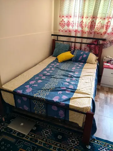 Single Metal Frame Bed with Wooden Accents - Good Condition