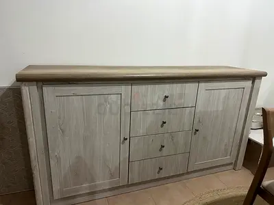 Light Wood Sideboard / Buffet with 2 Doors and 4 Drawers - Good Condition