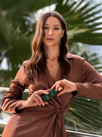 📸 PERFUME / FRAGRANCE CONTENT CREATOR | Product Photos  Reels (Dubai)
