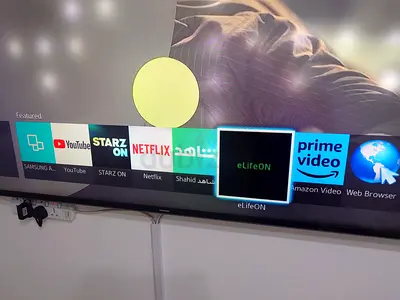 Samsung 65” Smart TV