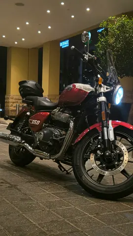 2024 Royal Enfield Super Meteor 650 GCC
