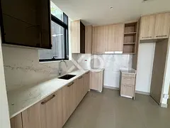 Exclusive | Rare 3B Type | Corner Unit