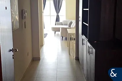 1 Bedroom | 2 Bath | Canal View | 755 sqft