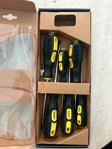 6-piece screwdriver set (black  yellow handles)