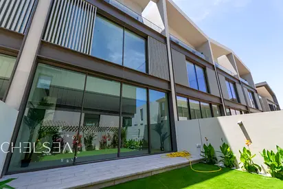 VACANT | G+2 TOWNHOUSE | SINGLE ROW