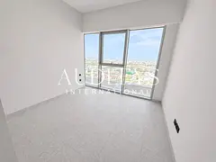 High Floor | Kitchen Equipped | Vacant