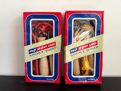 2x Skipping/Jumping Ropes - FIX PRICE