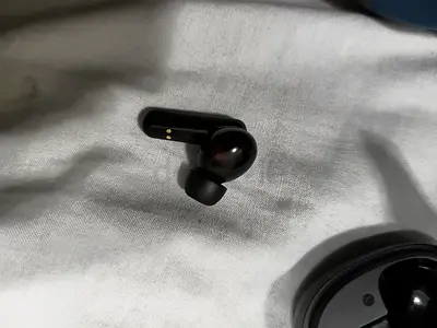 Soundcore p20i left piece only