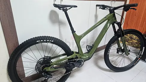 Scott /bold linkin carbon 29er 2025