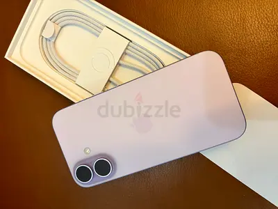 iPhone 17 256GB - Lavender, Excellent Condition with Original Box  USB-C Cable