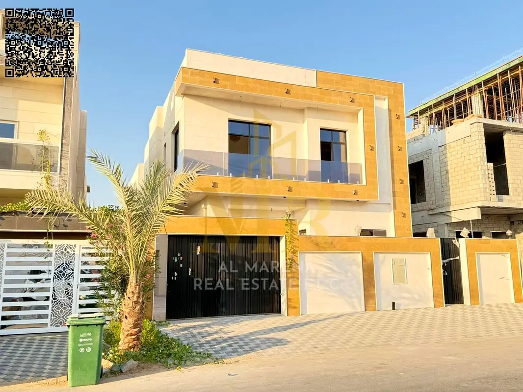 Villa directly from the owner, personal finishing, on a main street, close to all services, freehol