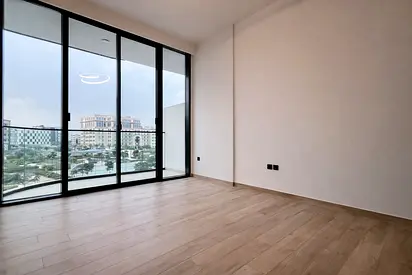 BRIGHT APARTMENT | SPACIOUS | PRIME LOCATION