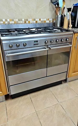 Smeg Dual oven Top Gas oven Electric Cooker. 90×60Cm.