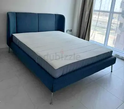 King size bed is ready for sell