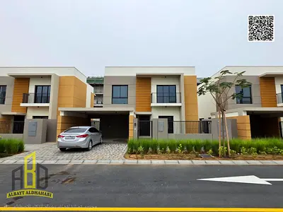 🏡 فيلا واسعة للبيع في مجمع أزهى السكني مع حوش كبير – جاهزة للسكن وتسليم فوري