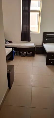An Elegant And Extra Clean Bed Space!