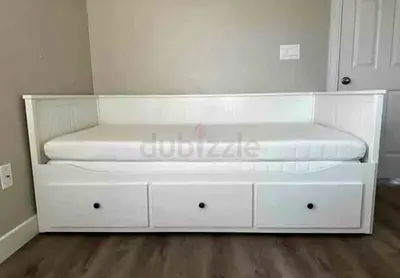 Ikea heamness day bed with ikea new mattress