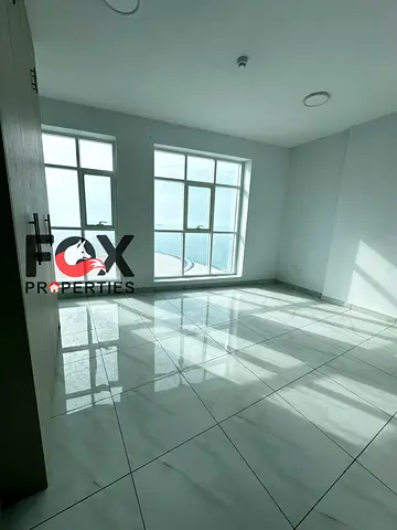 3 غرف وصالة أول صف كورنيش عجمان إطلالة بحرية غرفتين ماستر 3 حمام خزائن تكييف مركزي طابق مرتفع رهم 4 دفعات تأمين 3000 مسترد