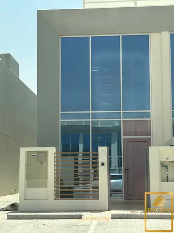Brand New | Vacant | Loft-Style| 1BR Townhouse For Sale