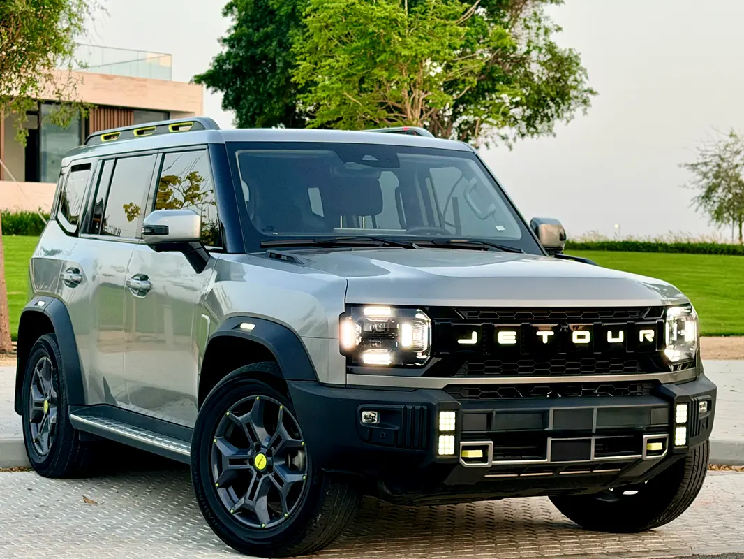 Jetour T2 2023 — photo 1 of 11