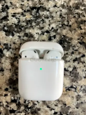 Original Apple AirPods (2nd Generation) with Wireless Charging Case 🎧