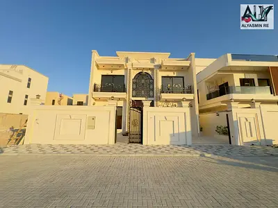 فيلا راقية للبيع في منطقة العالية – تصميم فاخر شامل المكيفات مساحه ارض 4300