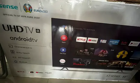 55’’ Hisense TV UHD 4K Android A7 series