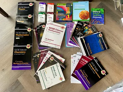 40 GCSE Textbooks  4 GCSE Flashcards Packs