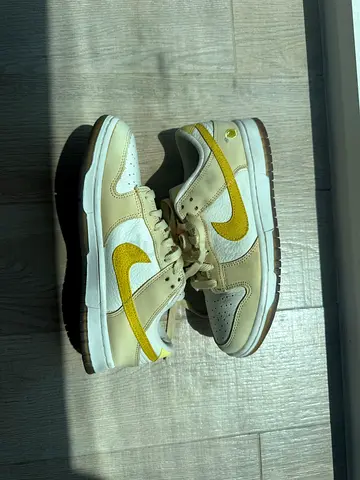 Nike dunk low - lemon drop size 38